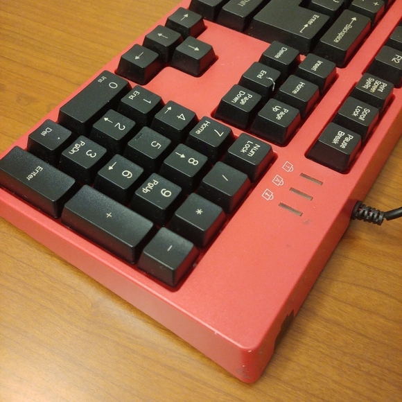 Motospeed Mechanical Full Sized Wired Red  Keyboard Gaming - Picture 6 of 8